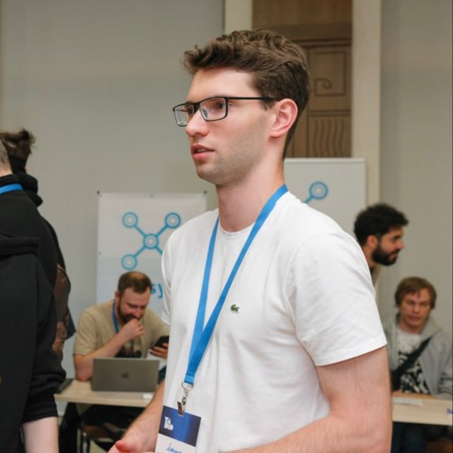 Alexander Zhuravlev